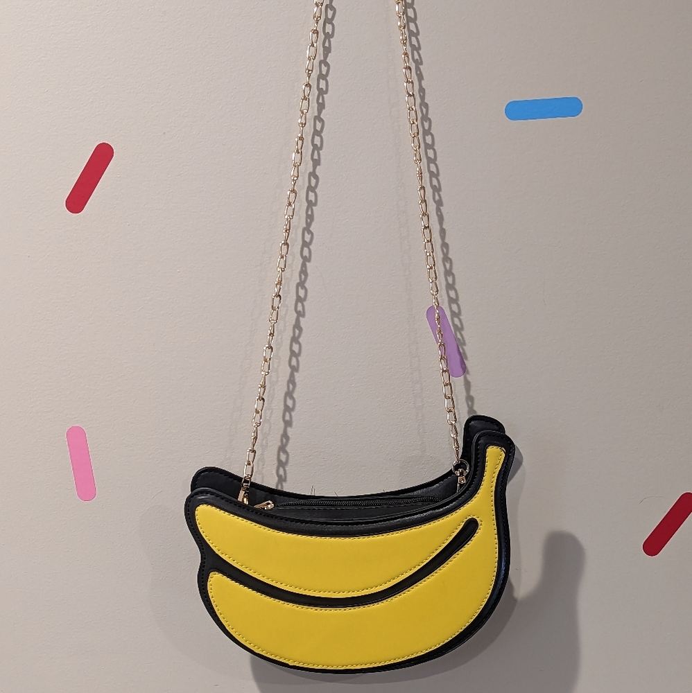 Banana Purse